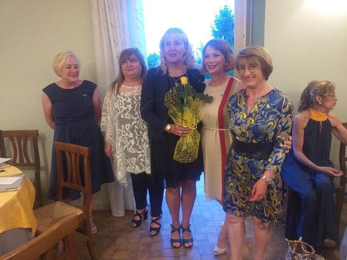 Passaggio di consegne per lo Zonta Club di Asti, con l'ingresso di una nuova socia