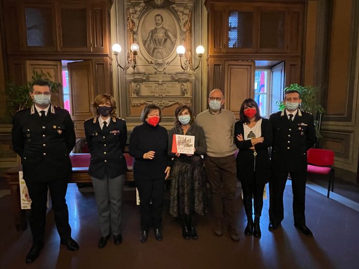 Sindaco Rasero e assessore Cotto con i vari relatori presenti al convegno sui diritti dell'infanzia