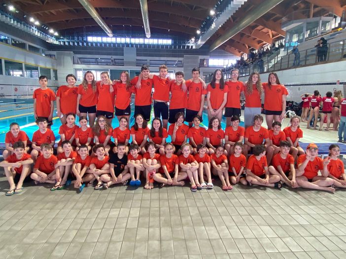 Nuoto, Valle Belbo Sport domina i regionali a Novara