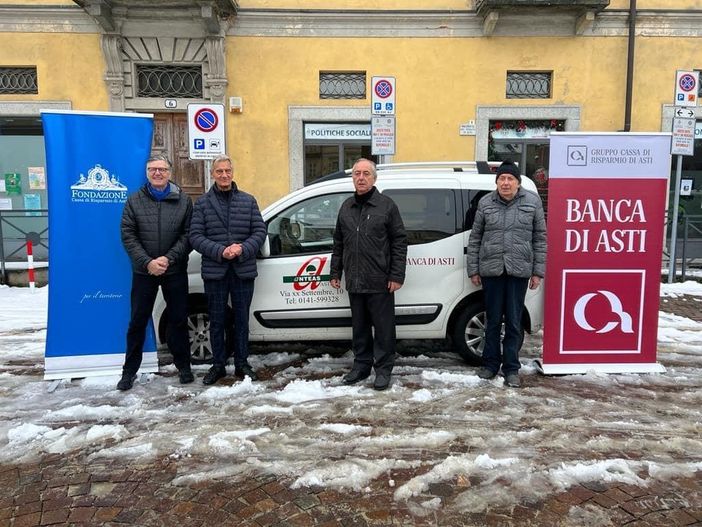Banca di Asti e Fondazione hanno acquistato e donato un nuovo automezzo ad Anteas