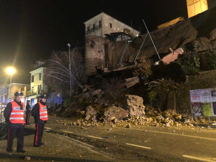 Il muraglione di via XXV Aprile a Moncalvo, crollato nei mesi scorsi, sarà tra le opere che riceveranno contributi Il muraglione di via XXV Aprile a Moncalvo, crollato nei mesi scorsi, sarà tra le opere che riceveranno contributi