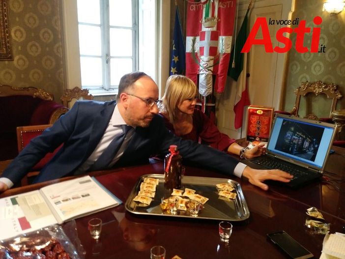 La Fiera del Tartufo di Asti, diventa nazionale dal 2021, presto anche l'inserimento della città tra le zone vitivinicole di produzione dei vini a Docg Asti La Fiera del Tartufo di Asti, diventa nazionale dal 2021, presto anche l'inserimento della città tra le zone vitivinicole di produzione dei vini a Docg Asti