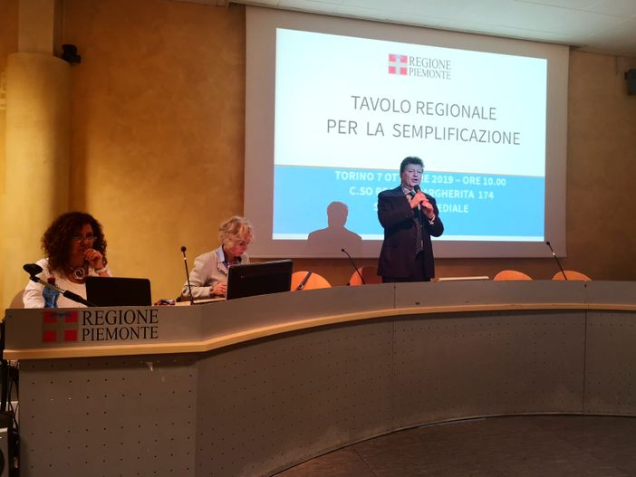 In Piemonte 50 angeli della semplificazione, Rosso: &quot;Troppe leggi, fascismo prodotti 4 codici: democrazia deve fare meglio&quot; [VIDEO]