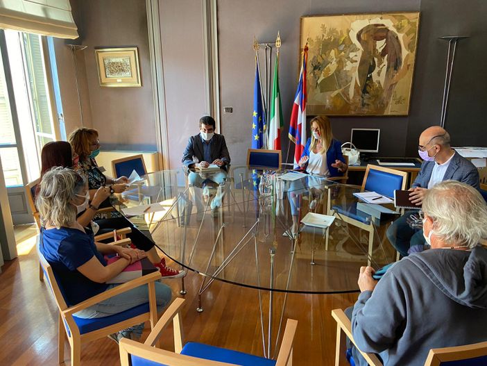 Cerutti, Regione e Comuni insieme per sostenere il rilancio dell'azienda Cerutti, Regione e Comuni insieme per sostenere il rilancio dell'azienda