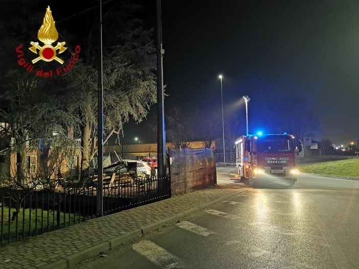 Vigili del fuoco di Asti su un incidente a Quarto, possibile fuga di gas