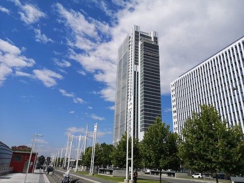 Il palazzo di Intesa