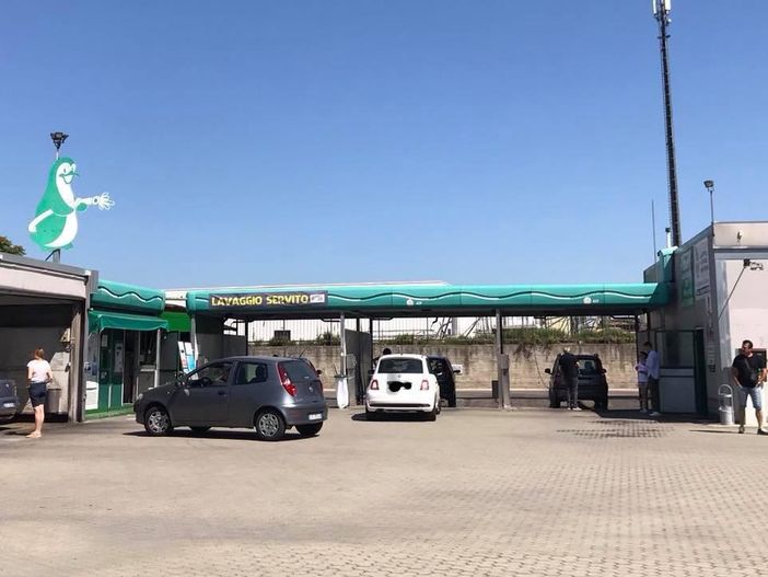 L'auto si può lavare senza incorrere in sanzioni. Vittoria delle associazioni dei lavaggisti