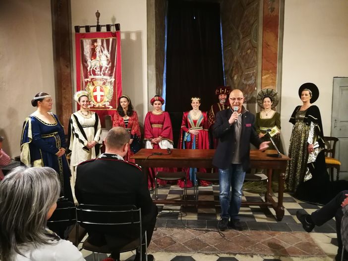 L'inaugurazione con l'assessore G. Imerito L'inaugurazione con l'assessore G. Imerito