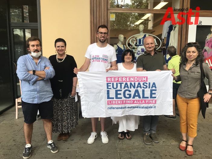 Eutanasia legale: quell'Asti progressista che brilla a livello nazionale ha raccolto già 1200 firme. "Oggi come negli anni 70, tra aborto e divorzio" Eutanasia legale: quell'Asti progressista che brilla a livello nazionale ha raccolto già 1200 firme. "Oggi come negli anni 70, tra aborto e divorzio"