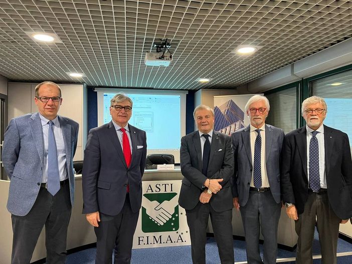 Ieri il convegno FIMAA Asti, la federazione di Confcommercio che rappresenta gli agenti immobiliari Ieri il convegno FIMAA Asti, la federazione di Confcommercio che rappresenta gli agenti immobiliari
