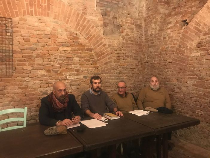 Raccolta di rifiuti verticale, i consiglieri Bosia e Malandrone: &quot;Più che ecoisole, sarà un arcipelago di rifiuti abbandonati&quot;