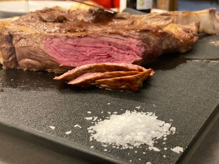 Degustazione speciale “Fassona vs Angus” a Casa Serra