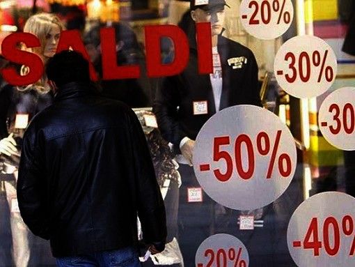 Vetrina saldi Vetrina saldi