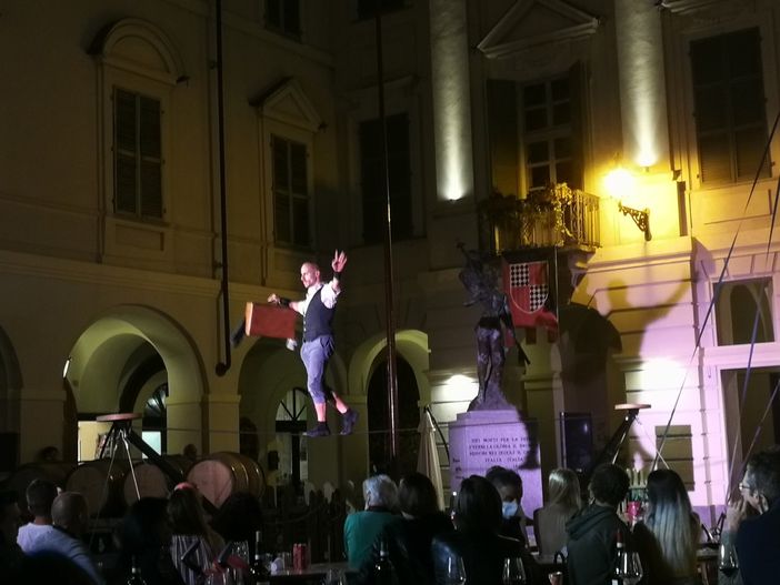 Sipario: al via la quinta edizione dell'evento che anima San Damiano d'Asti con spettacoli e artisti di strada
