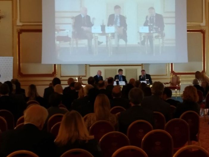 A Stresa si parla di Asti Cuneo