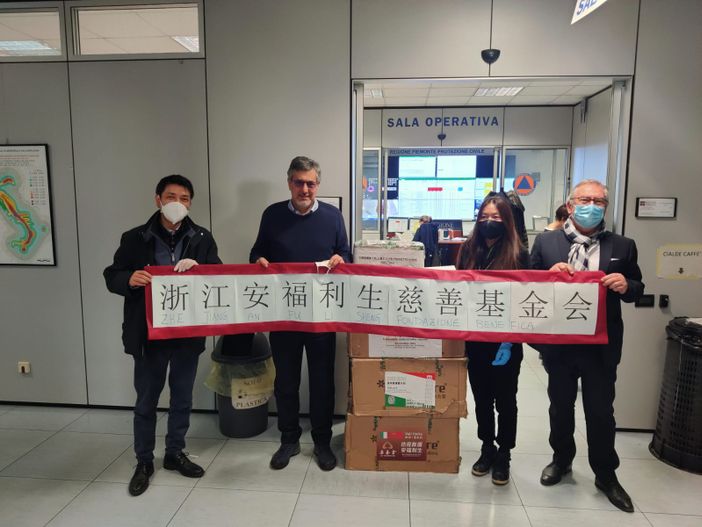 Al Piemonte 10 nuovi ventilatori dalla Comunità Cinese Al Piemonte 10 nuovi ventilatori dalla Comunità Cinese