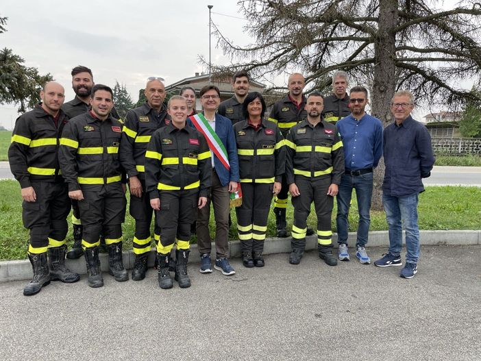 Alberi secchi e pericolosi? A Villanova l'addestramento dei vigili del fuoco aiuta il paese