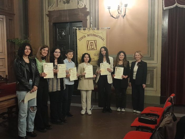 Ad Asti premiazioni del concorso “Young women in public affairs” dello Zonta club
