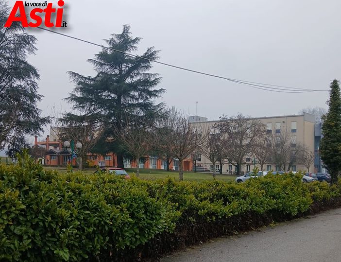 Torna ad accendersi un faro sulla Casa di riposo di Castelnuovo don Bosco. Il sindaco Musso: "Ci batteremo fino alla fine per evitare la chiusura" Torna ad accendersi un faro sulla Casa di riposo di Castelnuovo don Bosco. Il sindaco Musso: "Ci batteremo fino alla fine per evitare la chiusura"