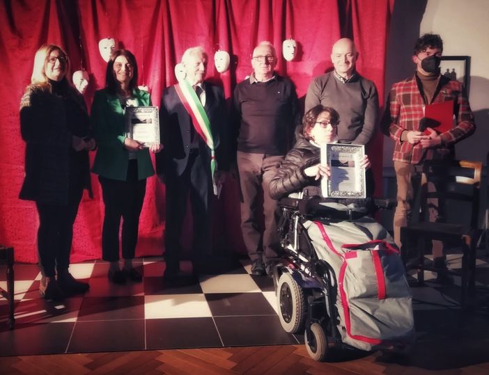 Le emozioni di 'Petali di donna' nel racconto delle 'donne di abilità', alla Tenuta la Tenaglia Le emozioni di 'Petali di donna' nel racconto delle 'donne di abilità', alla Tenuta la Tenaglia