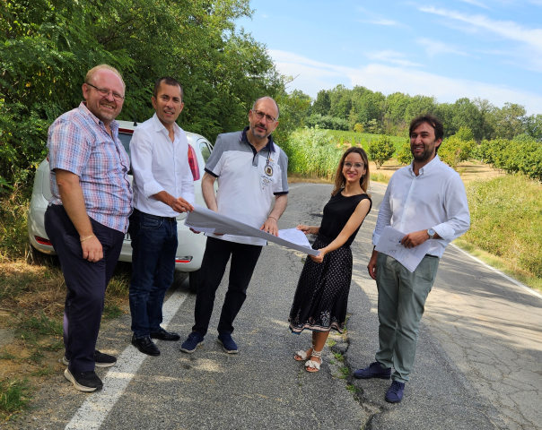 Al centro Rasero, a sinistra Gabusi e l'ing. Russo della Provincia, a destra il vicepresidente Nosenzo e la consigliera Corino