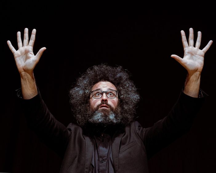 L'esodo Istriano, Friulano e Dalmata nello spettacolo di Simone Cristicchi al Teatro Alfieri di Asti