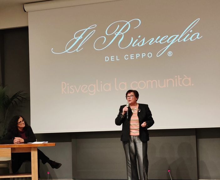 Elisa Chechile Orecchio di Venere Elisa Chechile Orecchio di Venere