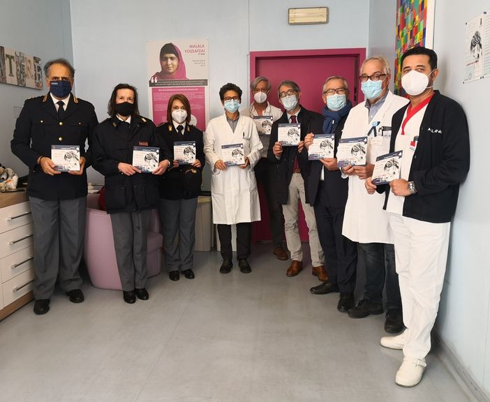 Il questore di Asti oggi in visita al pronto soccorso del Cardinal Massaia per la campagna 'Questo non è amore'