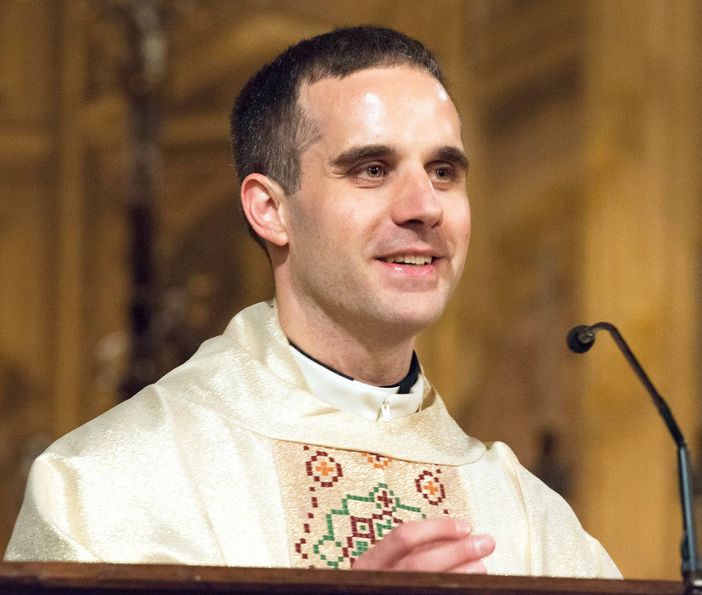 Cambia il parroco della Cattedrale: arriva Don Francesco Secco Cambia il parroco della Cattedrale: arriva Don Francesco Secco