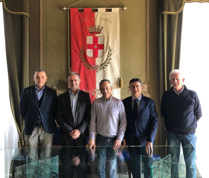 Nella foto, da sinistra: Mario Arosio, Gianfranco Comaschi, Paolo Lantero, Roberto Cerrato, Franco Paradivino