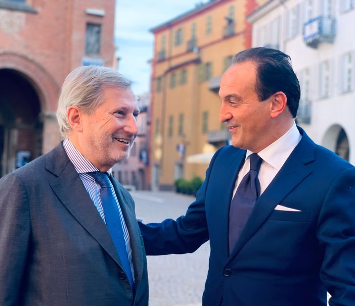 Cirio incontra il commissario europeo al Bilancio, Johannes Hahn, in visita in Piemonte Cirio incontra il commissario europeo al Bilancio, Johannes Hahn, in visita in Piemonte