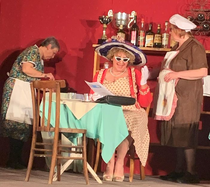 Teatro in piemontese e passeggiata notturna: un weekend ricco di eventi ad Asti