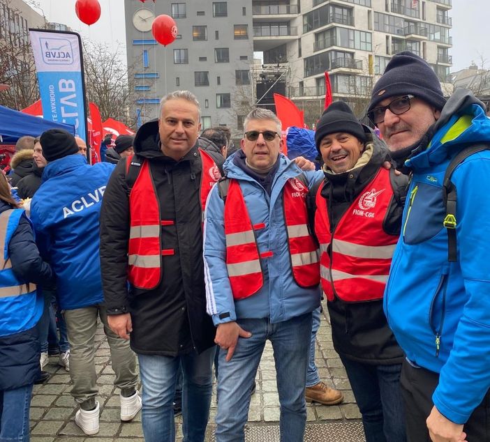 La delegazione della Fiom Cgil Asti La delegazione della Fiom Cgil Asti