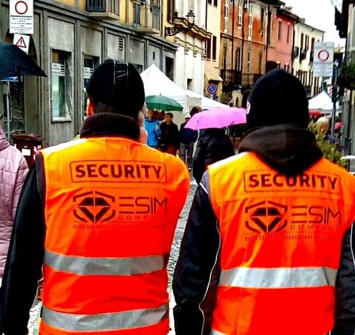 La tranquillità di piccoli e grandi eventi dipende della professionalità dell'Agenzia che andrà a seguire ogni step organizzativo. Vietate le improvvisazioni.