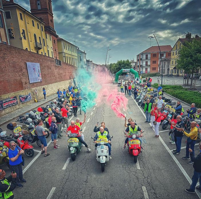 Grande successo, con oltre 200 partecipanti giunti da tutta Italia, per il 4° Vespa GTS Days Grande successo, con oltre 200 partecipanti giunti da tutta Italia, per il 4° Vespa GTS Days