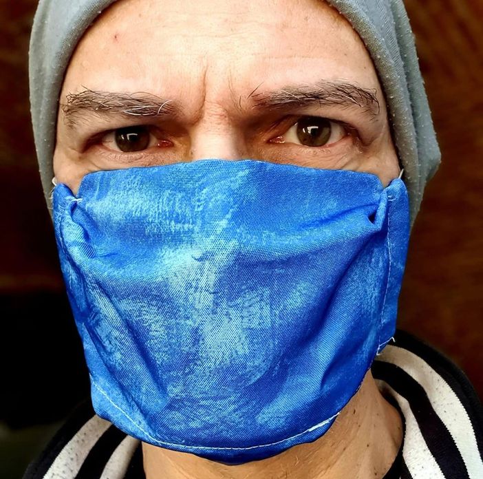 Essere artisti è un mestiere vero. Basta chiedere di lavorare gratis! La professione non va svilita, occorre tenerla presente nei vari decreti Essere artisti è un mestiere vero. Basta chiedere di lavorare gratis! La professione non va svilita, occorre tenerla presente nei vari decreti