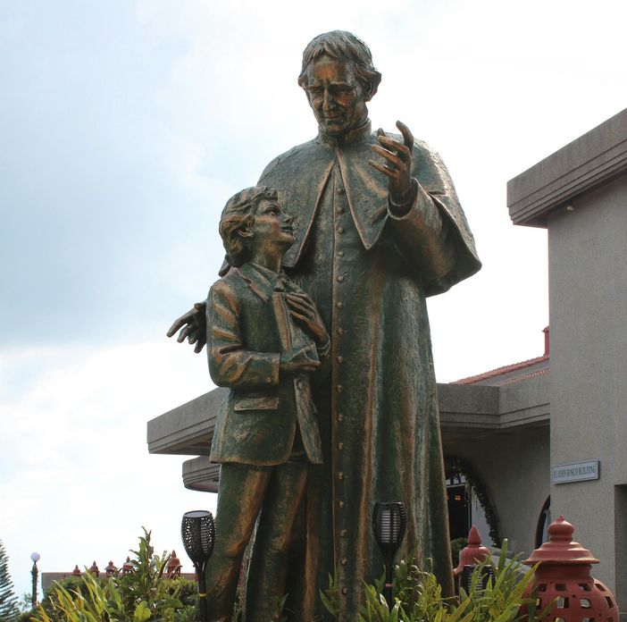 I Santi Sociali: pionieri della fede e architetti della società