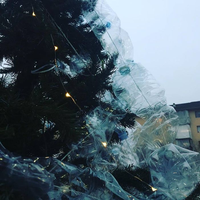 Installazione natalizia &quot;Natale in Arte&quot; all'Asl di Asti