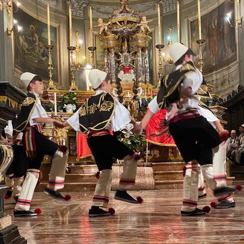 In questa e nelle immagini a fine articolo alcuni degli scatti esposti nell'ambito della mostra che verrà inaugurata sabato In questa e nelle immagini a fine articolo alcuni degli scatti esposti nell'ambito della mostra che verrà inaugurata sabato