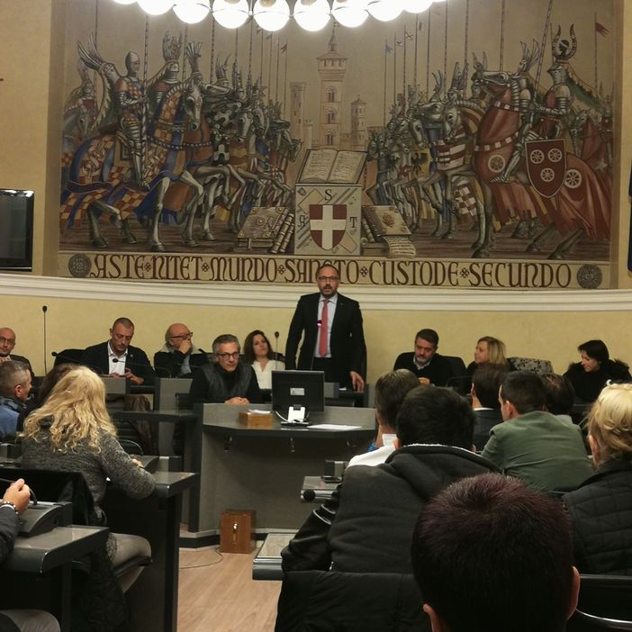 Un momento del Consiglio del Palio