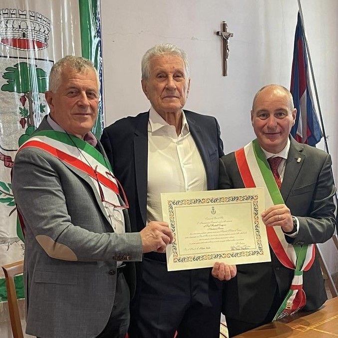 Cittadinanza onoraria a Pino per lo psichiatra Annibale Crosignani Cittadinanza onoraria a Pino per lo psichiatra Annibale Crosignani