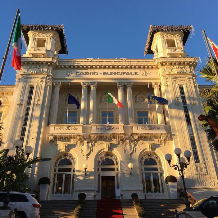 Martedì Letterari al Casinò di Sanremo: "Il De bello Pucciniano" con Marco Reghezza per il Centenario di Puccini Martedì Letterari al Casinò di Sanremo: "Il De bello Pucciniano" con Marco Reghezza per il Centenario di Puccini