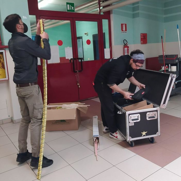 Il Pellati di Canelli in collaborazione con altre scuole e l'università del Piemonte orientale, ha incontrato studenti cinesi Il Pellati di Canelli in collaborazione con altre scuole e l'università del Piemonte orientale, ha incontrato studenti cinesi