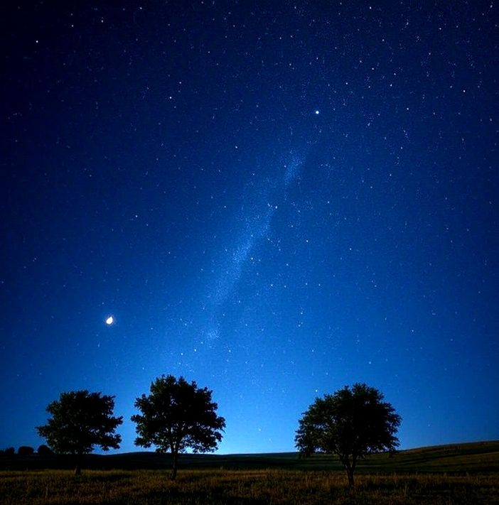 "Tra terra e cielo a La Gavazza": una serata tra stelle e racconti di viaggio
