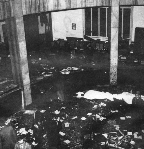 Una drammatica immagine del post esplosione