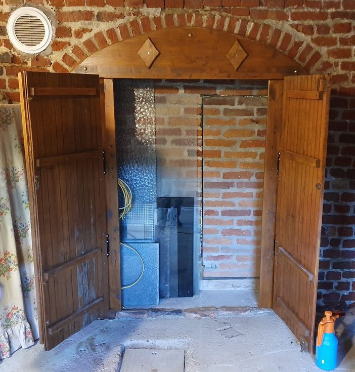 Una stanza segreta per "coltivare" droga scoperta a San Damiano dai Carabinieri Una stanza segreta per "coltivare" droga scoperta a San Damiano dai Carabinieri