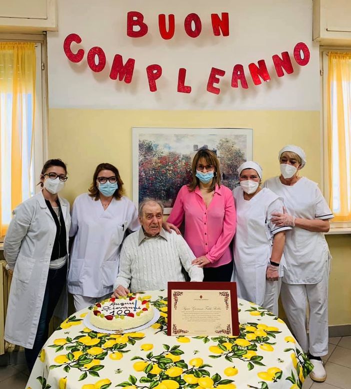 Giovanni Fedele Robba di Nizza ha compiuto 100 anni Giovanni Fedele Robba di Nizza ha compiuto 100 anni
