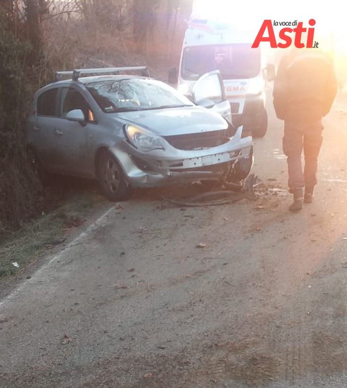 Auto esce di strada in Località Valle Manina. Soccorse dal 118 mamma e figlia
