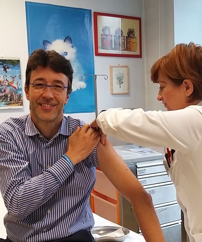 Asti, il commissario Messori Ioli si sottopone alla vaccinazione