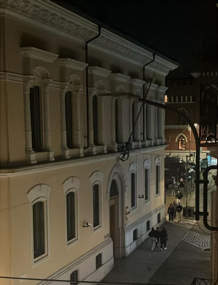 Il tratto di corso Alfieri al buio